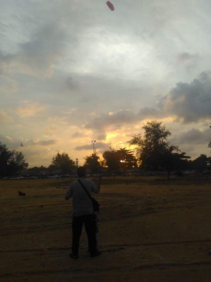 Homestay Memori Dungun Buitenkant foto