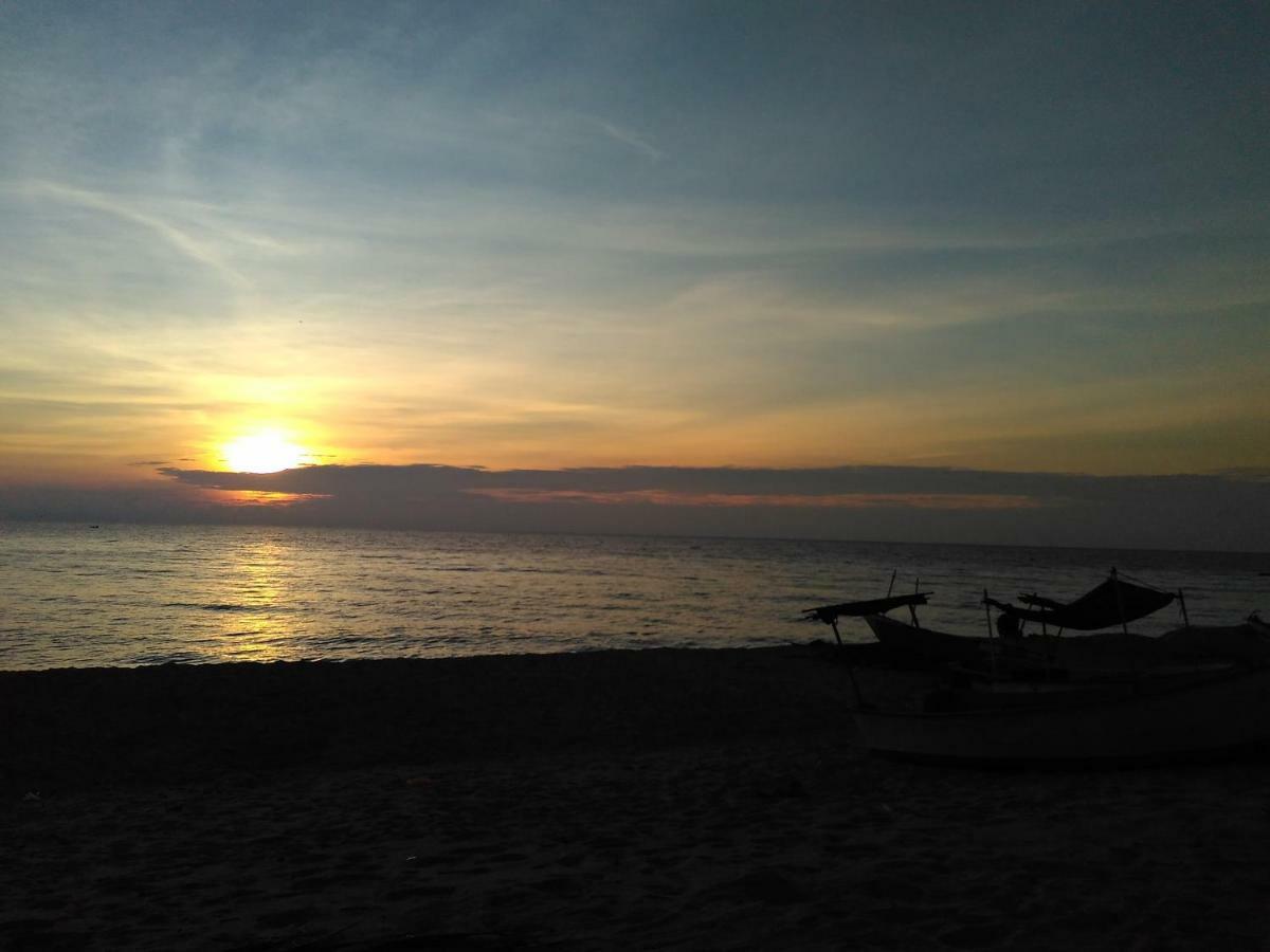 Homestay Memori Dungun Buitenkant foto